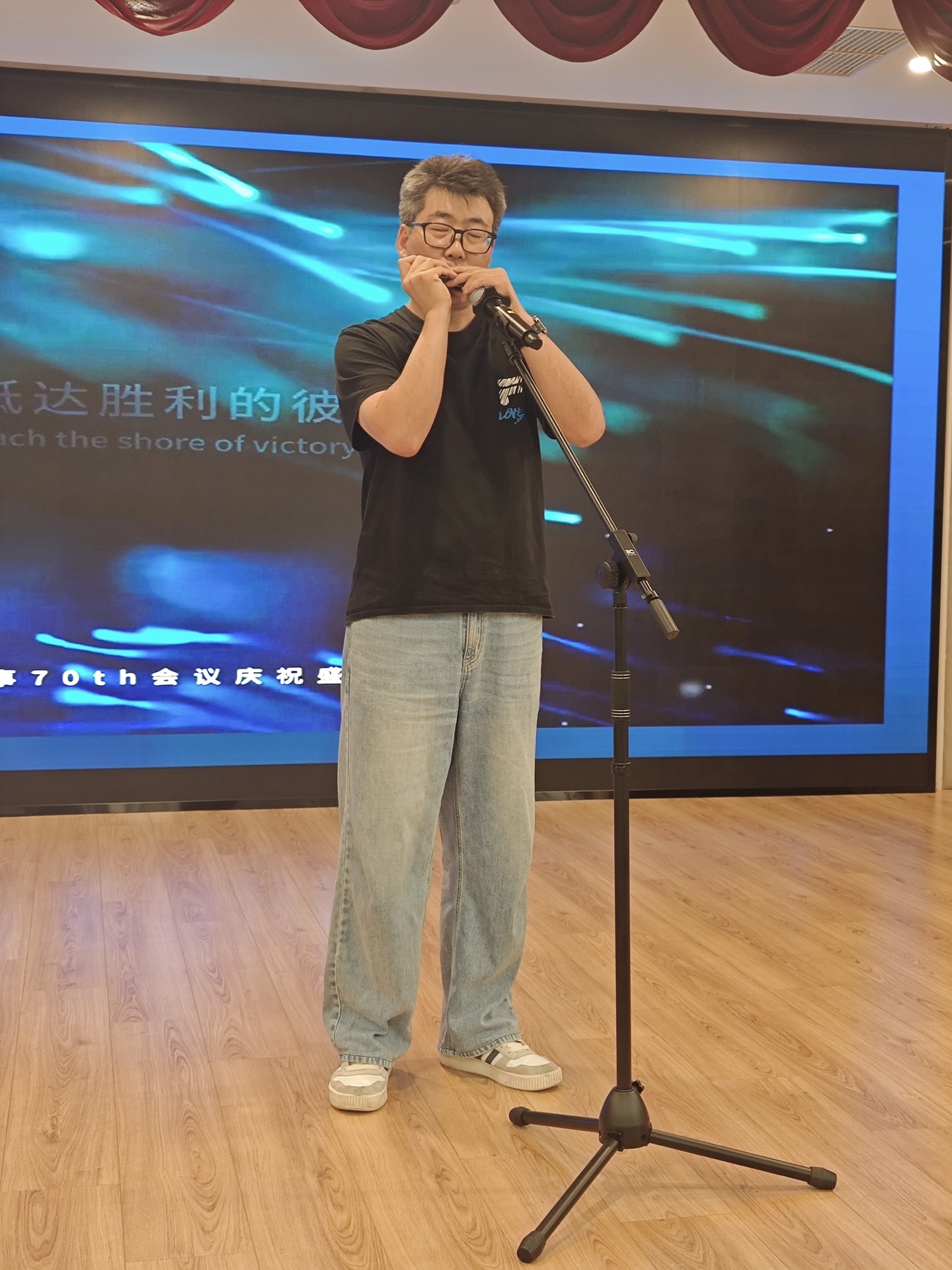 口琴表演